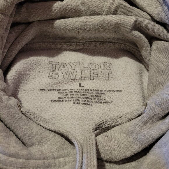 Taylor Swift Eras Hoodie 2019 - Picture 3 of 9
